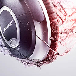 Advertising product retouching of Bose headphones by Zeeto