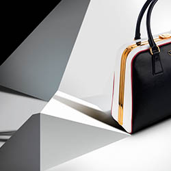 Advertising product retouching of Prada handbag by Zeeto