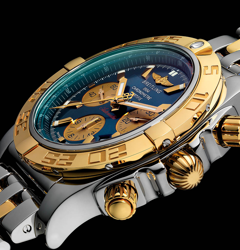 High-end advertising image retouching of Breitling watch by Zeeto