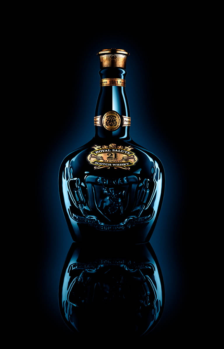 High-end advertising image retouching of Chivas Royal Salute whisky by Zeeto