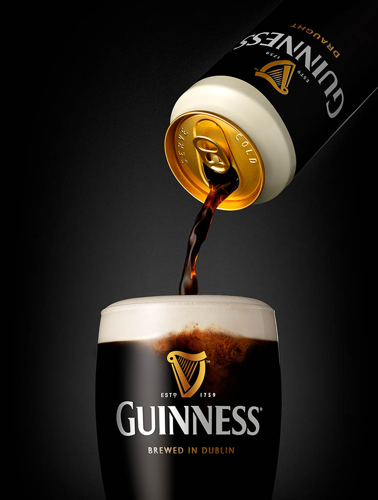 High-end advertising image retouching of Guinness beer pour by Zeeto